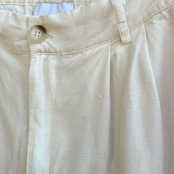 Anthropologie Mable Linen Blend Pleated Shorts in White | Large - Picture 7 of 7